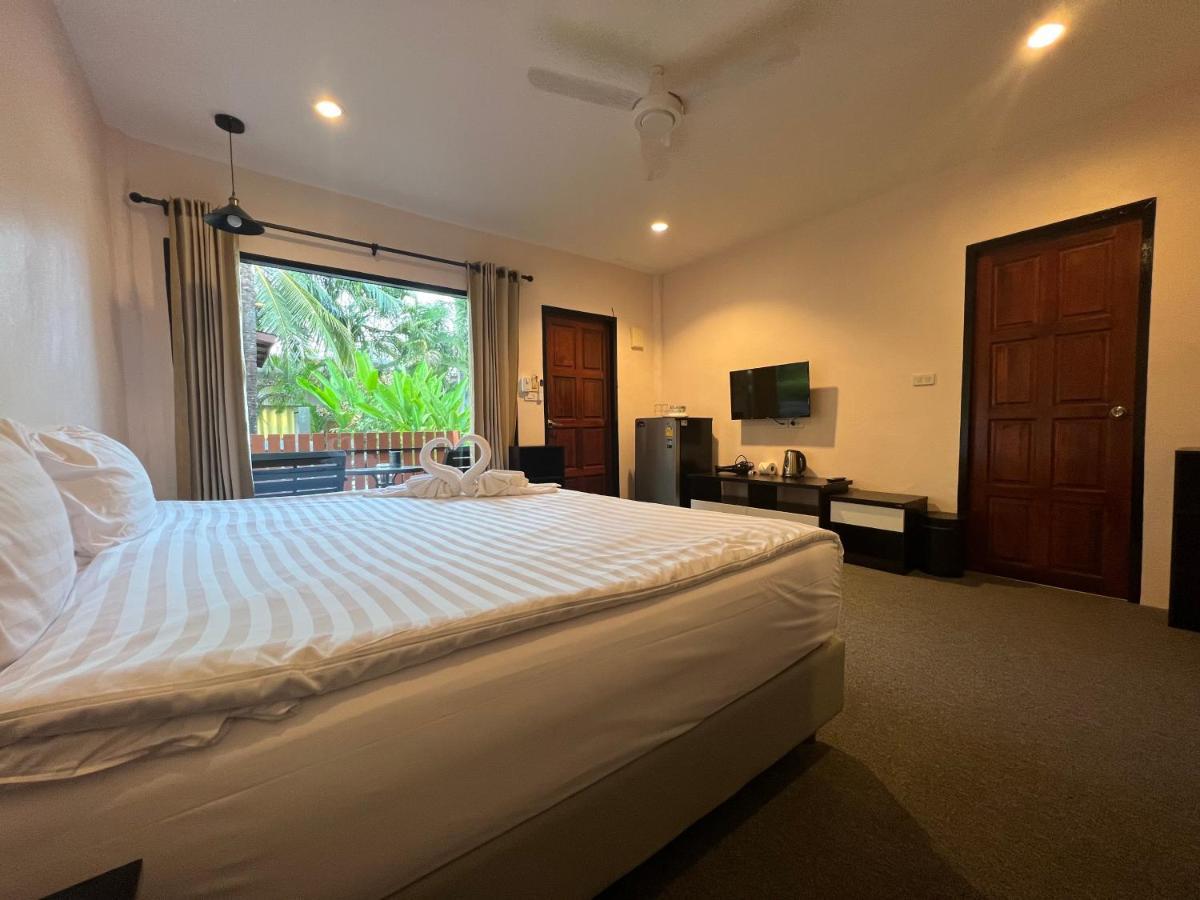 Vivi Hotel Resort Phuket Eksteriør bilde