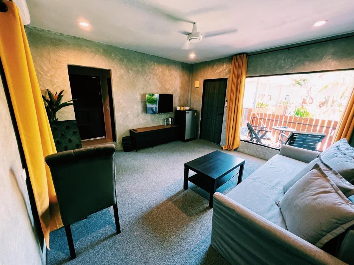 Vivi Hotel Resort Phuket Eksteriør bilde